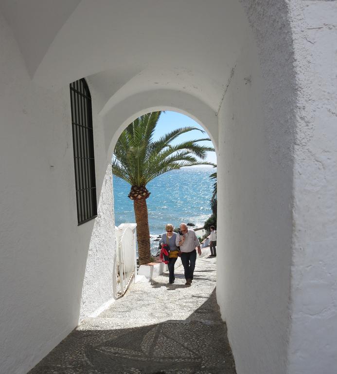 Apartamento Cala Bajo Nerja Buitenkant foto